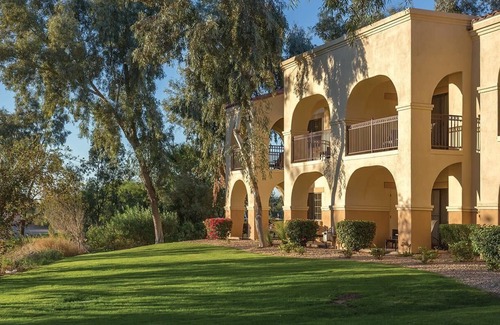 South Mountain Condominio | Studio Condo Stunning Pools & Golf!