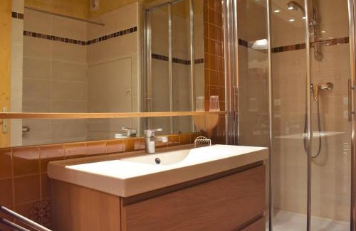Meribel Centre Apartamento | Studio confortable 4 pers. avec balcon sud, proche pistes et commodités, Méribel - FR-1-180-10