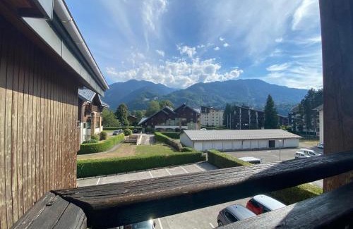 Samoens Apartamento | Studio confortable avec balcon et parking au centre du village - FR-1-624-121