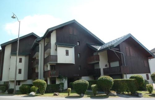 Samoens Apartamento | Studio confortable avec balcon et parking au centre du village - FR-1-624-121