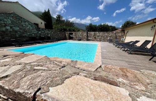 Sisco Apartamento | Studio confortable avec piscine