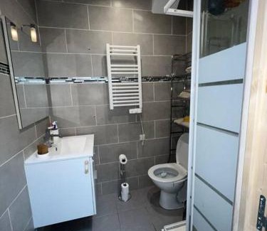 Meru Apartamento | Studio confortable et fonctionnel proche gare