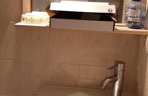 La Turballe Apartamento | Studio cosy à 300 m de la plage, cœur de La Turballe, tous commerces à pied - FR-1-306-901