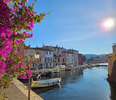 Martigues Apartamento | Studio cosy au cœur de l'île