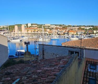 Martigues Apartamento | Studio cosy au cœur de l'île
