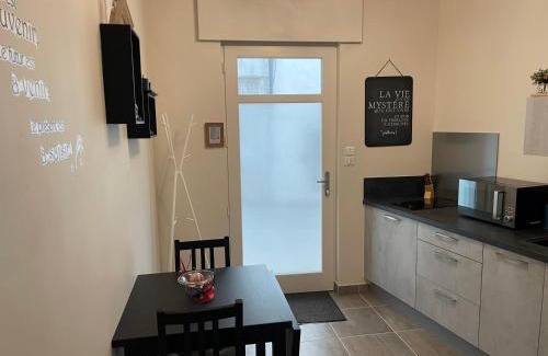 Quimperle Apartamento | Studio cosy avec en option piscine accessible de avril à octobre