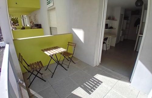 Gares Apartamento | Studio cosy avec Terrasse