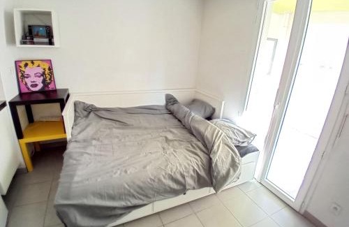 Gares Apartamento | Studio cosy avec Terrasse