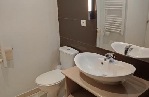 Jausiers Apartamento | Studio cosy avec terrasse, parking, piscine et sauna à Jausiers, pour 4 pers, proche Barcelonnette - FR-1-165B-48
