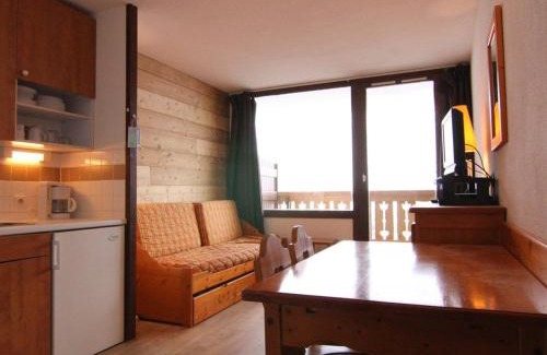 Bergers Apartamento | Studio cosy de 24.5m² pour 4 pers. - Proche pistes et commerces, balcon sud, animaux acceptés - FR-1-405-183