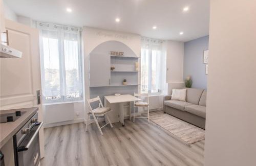 Corbeil-Essonnes Apartamento | Studio cosy/Parking/Wifi