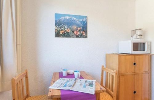 La Salle-les-Alpes Apartamento | Studio cosy pour 2 à La Salle-les-Alpes, proche pistes et commerces - FR-1-330F-162