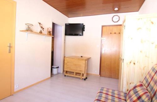 Viel-Alpe Apartamento | Studio cosy pour 2 pers., proche télésiège et commerces, avec TV, casier à skis, et options confort - FR-1-405-139