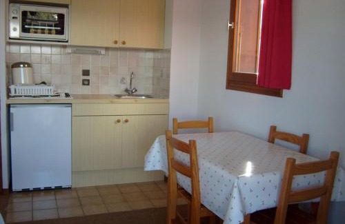 Cohennoz Apartamento | Studio cosy pour 4 aux pieds des pistes, animaux admis, parking - FR-1-733-46
