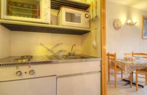 Arc-1800 Apartamento | Studio cosy proche pistes, balcon, WIFI gratuit, parking à proximité - FR-1-346-473
