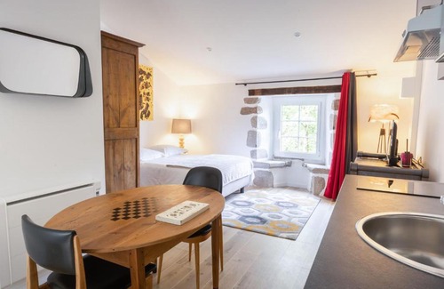 Mortagne-sur-Sevre Casa | Studio cosy rénové avec terrasse privative, pour 2 personnes, proche de la Sèvre - FR-1-426-483