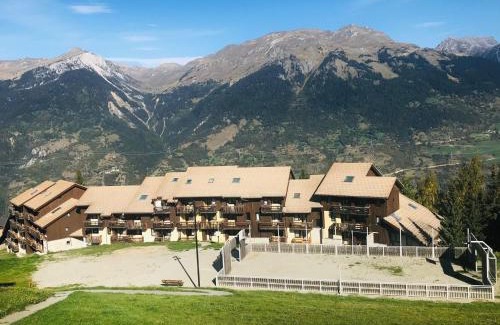 Montalbert Apartamento | Studio cosy, skis aux pieds, terrasse privative, au coeur de Montalbert - FR-1-181-2467