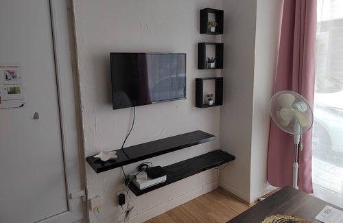 Auch Apartamento | Studio Cozy Plein Centre Tout Équip
