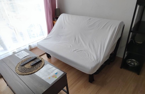 Auch Apartamento | Studio Cozy Plein Centre Tout Équip