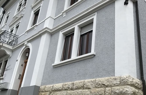Tramelan Apartamento | Studio Dans Immeuble Bourgeois Avec Magnifiques Vues