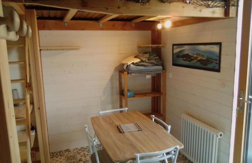 Plouer-sur-Rance Apartamento | Studio dans maison bois et piscine hors-sol