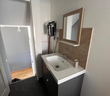 Martigues Apartamento | Studio dans un immeuble historique