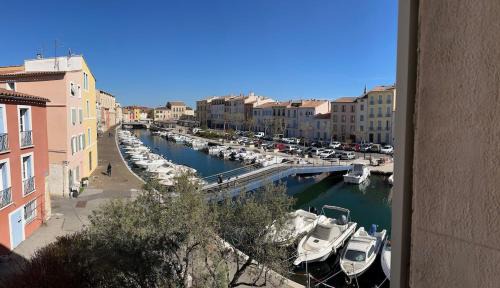 Martigues Apartamento | Studio dans un immeuble historique
