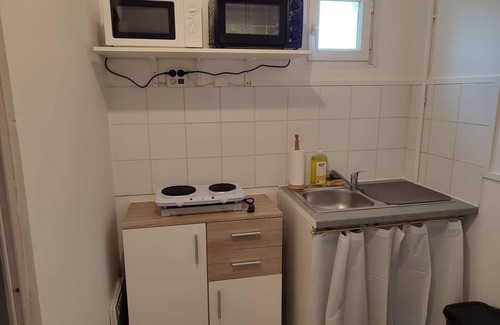 Generac Apartamento | Studio Dans un Jardin Fleurie au Calme de la Campagne Blayaise