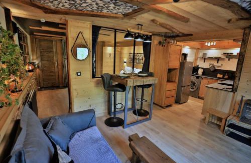 Les Villards-sur-Thones Apartamento | Studio du Coin - Vue montagne, au calme, Terrasse - AravisTour