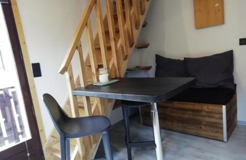 Thones Apartamento | Studio en Duplex Renové