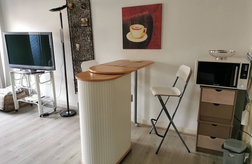 Brive-la-Gaillarde Apartamento | Studio en Plein Centre de Brive La Gaillarde de 36 m2