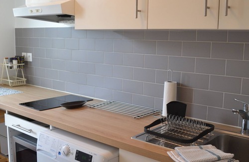 Les Lilas Apartamento | Studio + Espace Nuit - Les Lilas. Calme. Balcon. 33 M² Cuisine, Salle de Bain