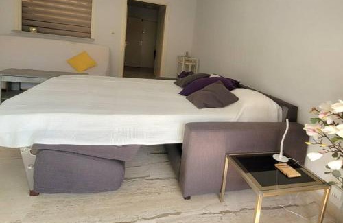 Fabron Apartamento | Studio Flat 15minutes walk from the sea, Nice - Côte D'Azure