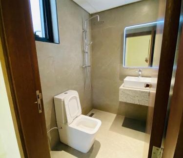 Madinat Zayed Apartamento | Studio Flat is available for rent