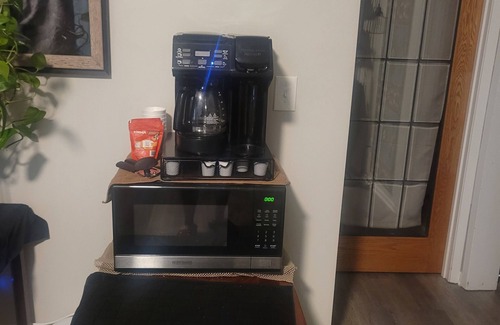 Milton Apartamento | Studio Flat minutes from Emerald Coasts Beaches Deep Discount on Second Month