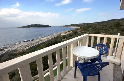 Rogoznica Apartamento | Apartamento-estudio en la playa Zecevo Rtic, Rogoznica (AS-8366-b)