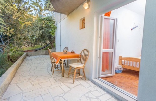 Zarace Apartamento | Apartamento-estudio en la playa Bahía Zarace, Hvar (AS-20924-a)