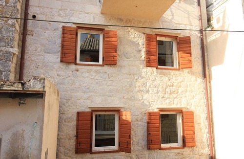 Komiza Apartamento | Apartamento-estudio en la playa Komiza, Vis (AS-3035-f)