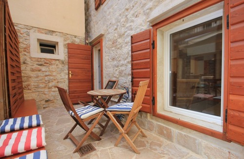 Komiza Apartamento | Apartamento-estudio en la playa Komiza, Vis (AS-3035-f)