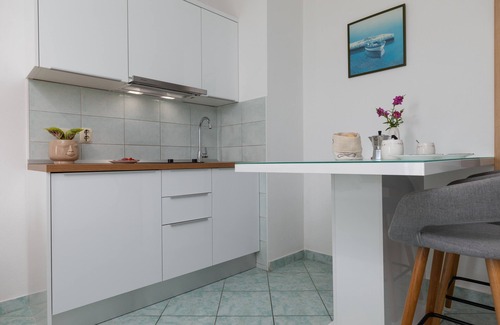 Medici Apartamento | Apartamento-estudio en la playa Medici, Omis (AS-1047-c)