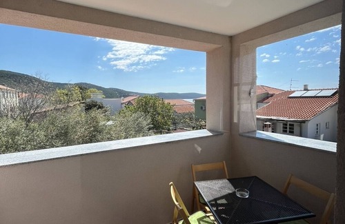 Martinscica Apartamento | Apartamento-estudio con balcón y vista al mar Martinscica, Cres (AS-14334-a)
