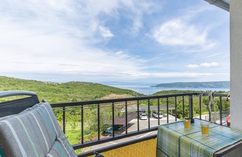 Brsec Apartamento | Apartamento-estudio con balcón y vista al mar Brsec, Opatija (AS-7796-a)