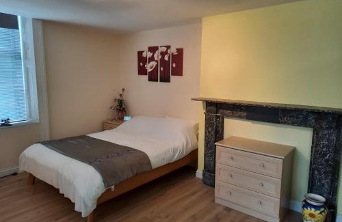 Winterton-on-Sea Apartamento | studio flat with on-site parking & pet friendly