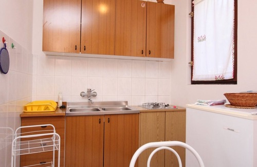 Cove Murtar Apartamento | Apartamento-estudio con terraza y vista al mar Mali Losinj, Losinj (AS-2489-a)