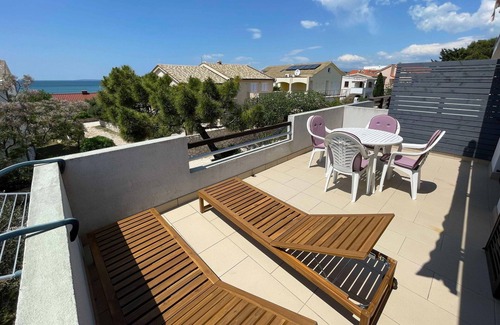 Povljana Apartamento | Apartamento-estudio con terraza y vista al mar Povljana, Pag (AS-21144-a)