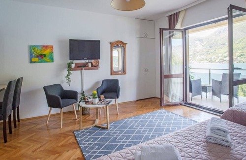 Lepetane Apartamento | Studio Flat with View near Beach in Tivat