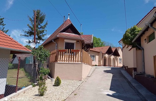 Balatonlelle Apartamento | Apartamento vacacional para 2 personas con aire acondicionado en el centro de la ciudad