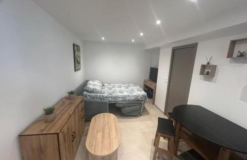 Saint-Donat-sur-l'Herbasse Apartamento | Studio chez Mumu