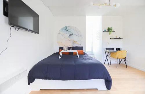 Saint-Sebastien-sur-Loire Apartamento | Studio calme avec extérieur et entrée autonome