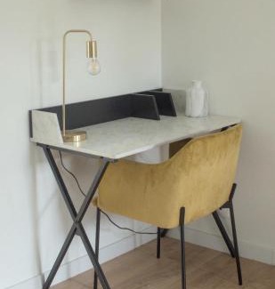 Saint-Sebastien-sur-Loire Apartamento | Studio calme avec extérieur et entrée autonome